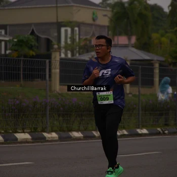 Runner Photo 8409660