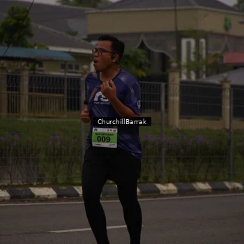 Runner Photo 8409668