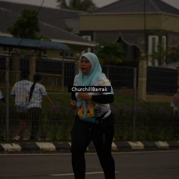 Runner Photo 8409671
