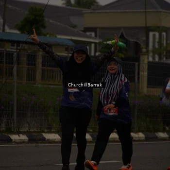 Runner Photo 8409675