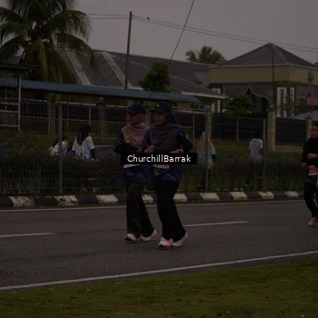 Runner Photo 8409705