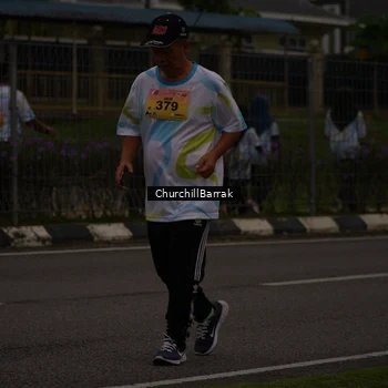 Runner Photo 8409736