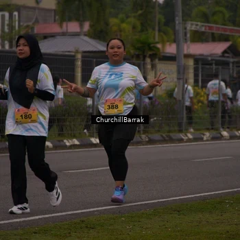 Runner Photo 8409748