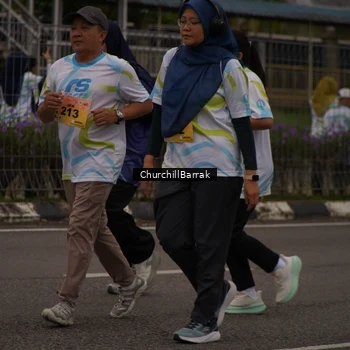 Runner Photo 8409837