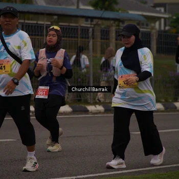 Runner Photo 8409850