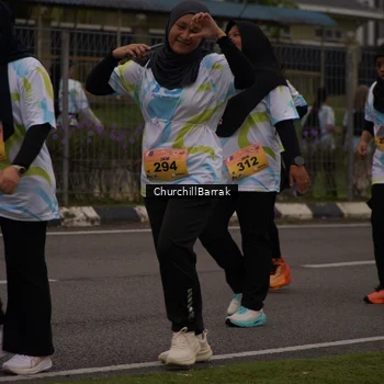 Runner Photo 8409853