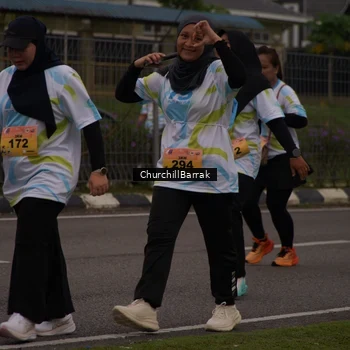 Runner Photo 8409855