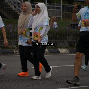 Runner Photo 8409860