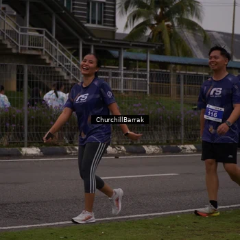 Runner Photo 8409867
