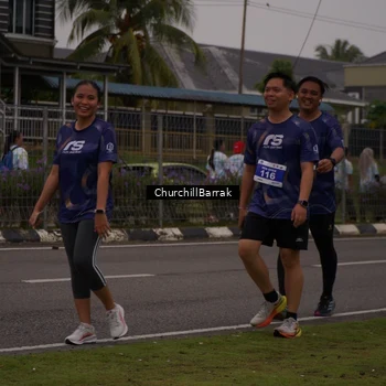 Runner Photo 8409868