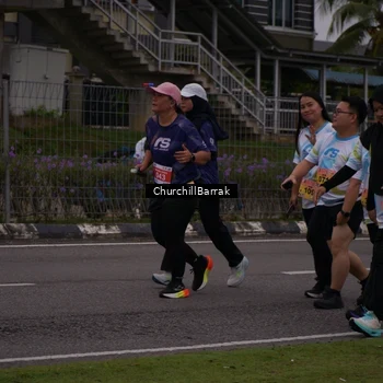 Runner Photo 8409882