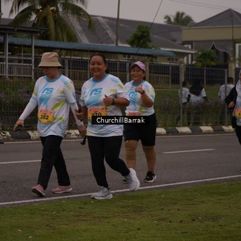 Runner Photo 8409887