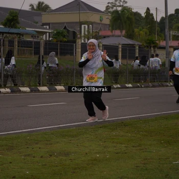 Runner Photo 8409900