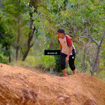 Runner Photo 8410000