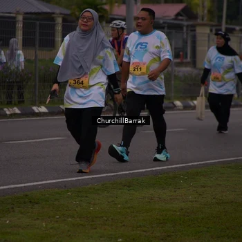 Runner Photo 8410030