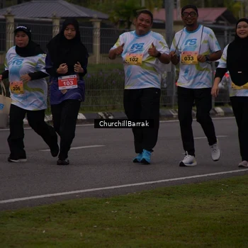 Runner Photo 8410064