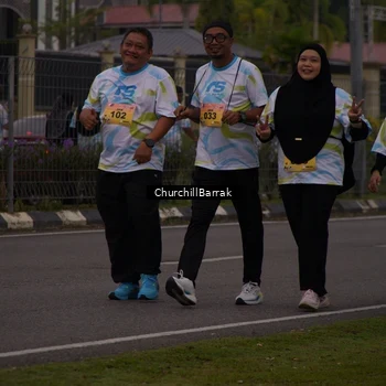 Runner Photo 8410065