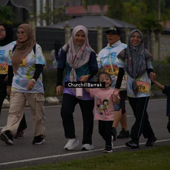 Runner Photo 8410152