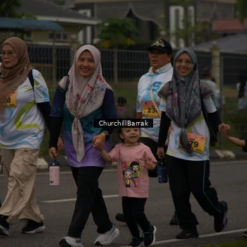 Runner Photo 8410225