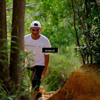 Runner Photo 8410290