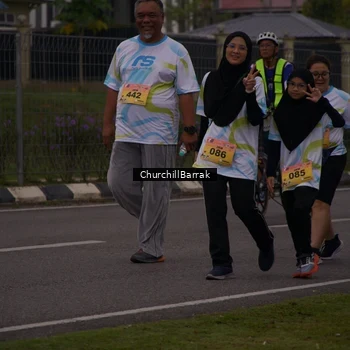 Runner Photo 8410314