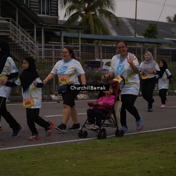 Runner Photo 8410341