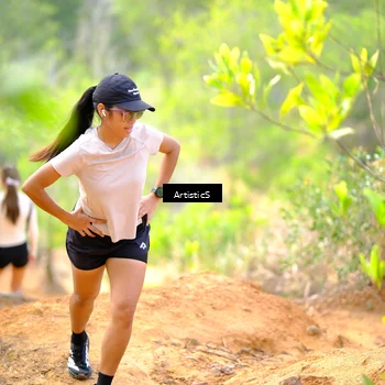 Runner Photo 8410350