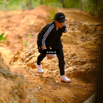 Runner Photo 8410424