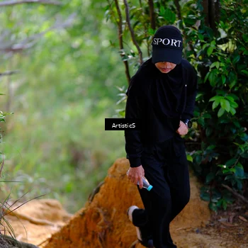 Runner Photo 8410444