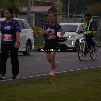 Runner Photo 8410587