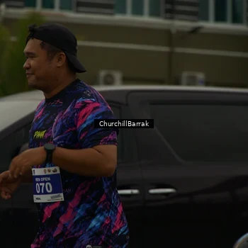 Runner Photo 8410636