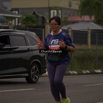 Runner Photo 8410696