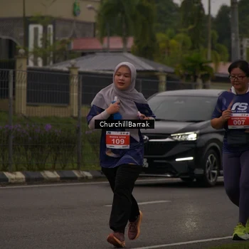 Runner Photo 8410699
