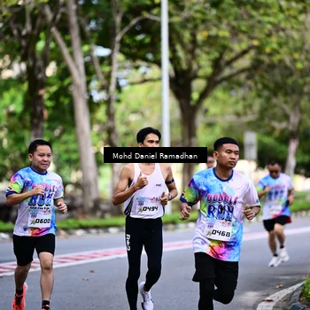 Runner Photo 8410704