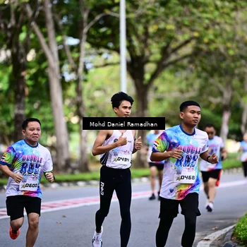 Runner Photo 8410706
