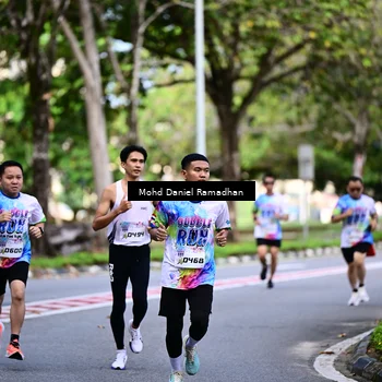 Runner Photo 8410708