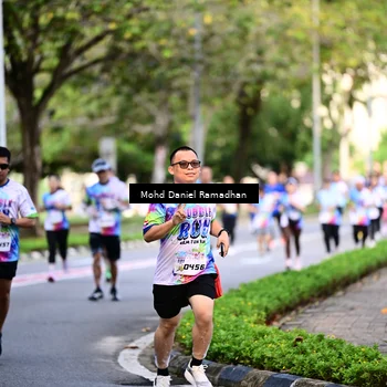 Runner Photo 8410722