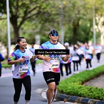 Runner Photo 8410768