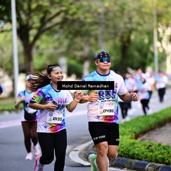 Runner Photo 8410779