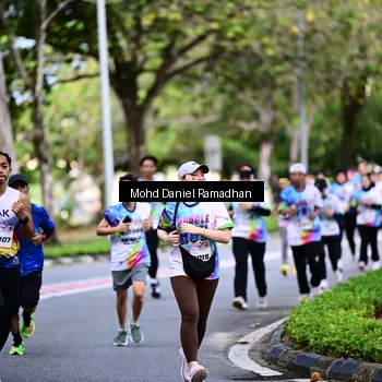 Runner Photo 8410796