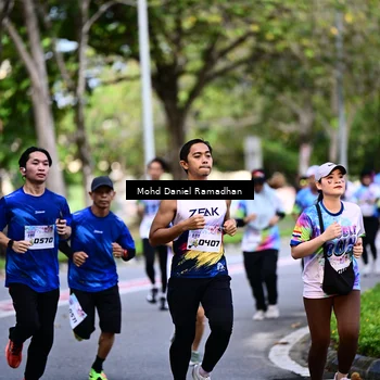Runner Photo 8410811