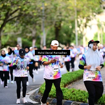 Runner Photo 8410874