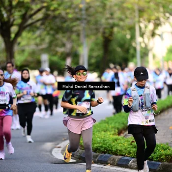 Runner Photo 8410887