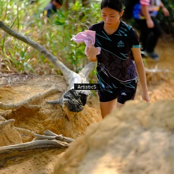 Runner Photo 8410902
