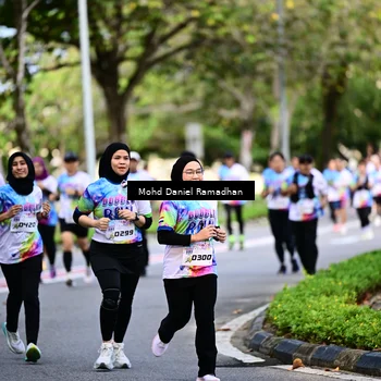 Runner Photo 8410923