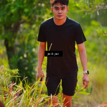 Runner Photo 8411022
