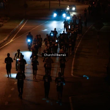 Runner Photo 8411031