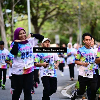 Runner Photo 8411060