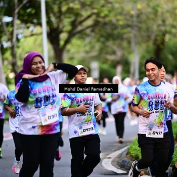 Runner Photo 8411061
