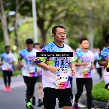Runner Photo 8411079